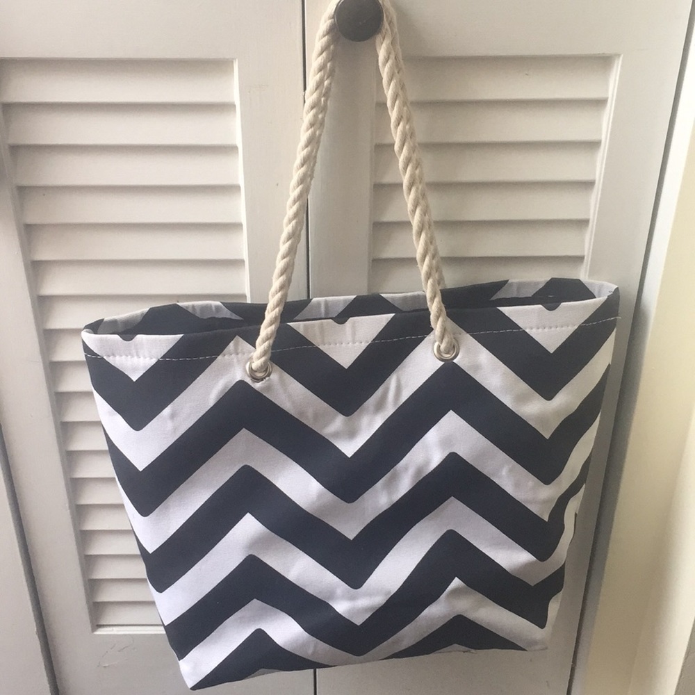 Canvas Cotten Beach Bag with Gold “A” - Picture 2 of 3